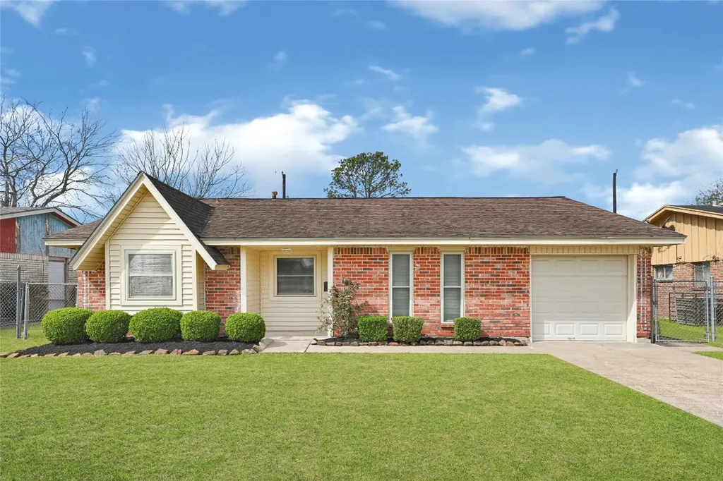 11502 Fawnway Drive Houston TX 77048