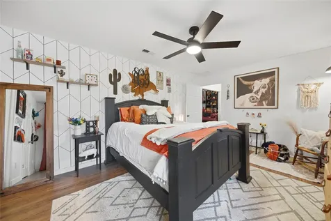 540 Hickory Creek Road Bellville TX 77418