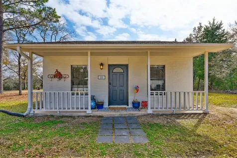 540 Hickory Creek Road Bellville TX 77418