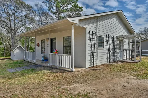 540 Hickory Creek Road Bellville TX 77418