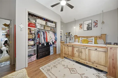 540 Hickory Creek Road Bellville TX 77418