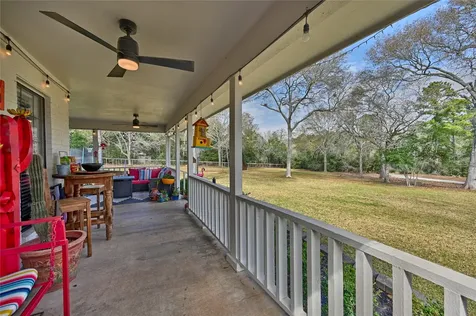 540 Hickory Creek Road Bellville TX 77418
