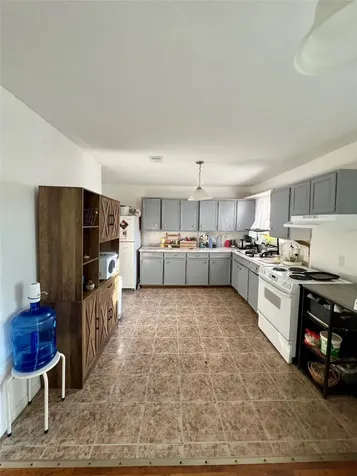 2950 Waco Street Beaumont TX 77701