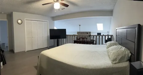 13798 Hollowgreen Drive 305 Houston TX 77082