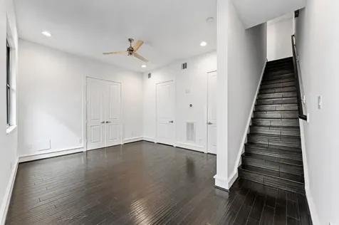 5228 Maxie Street B Houston TX 77007