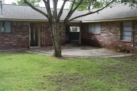 9902 Tolman Street N Houston TX 77034