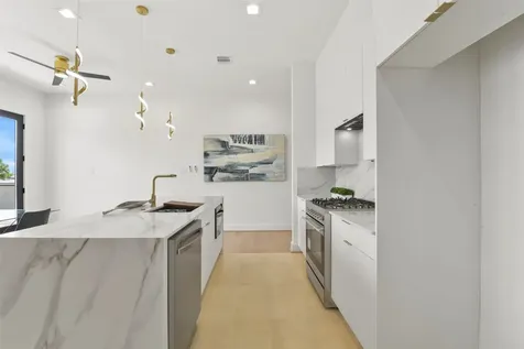 3116 Clay Street Houston TX 77003