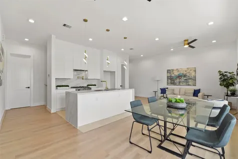 3116 Clay Street Houston TX 77003