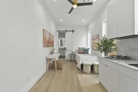 3116 Clay Street Houston TX 77003