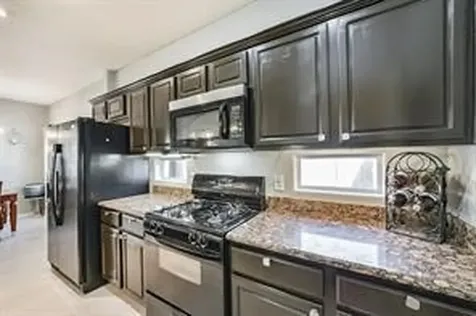 1728 Tornado Houston TX 77091