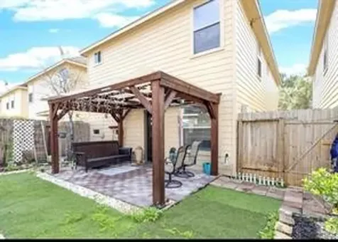 1728 Tornado Houston TX 77091