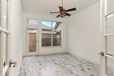15 Rockledge The Woodlands TX 77382