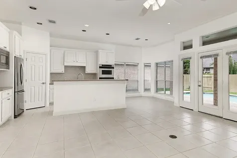15 Rockledge The Woodlands TX 77382