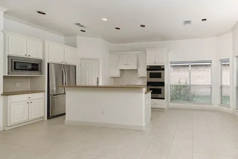 15 Rockledge The Woodlands TX 77382
