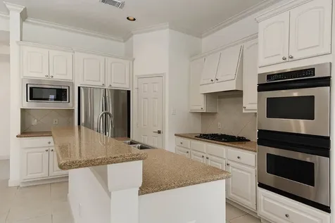 15 Rockledge The Woodlands TX 77382