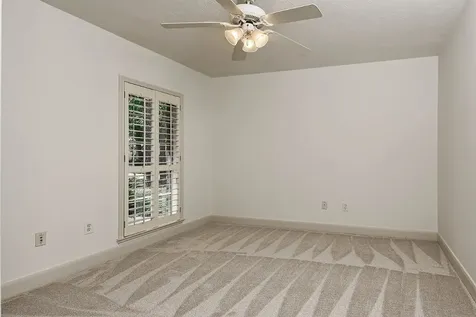 15 Rockledge The Woodlands TX 77382