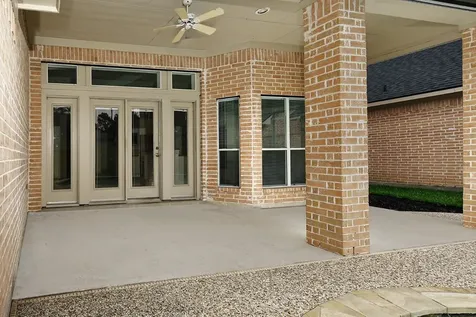15 Rockledge The Woodlands TX 77382