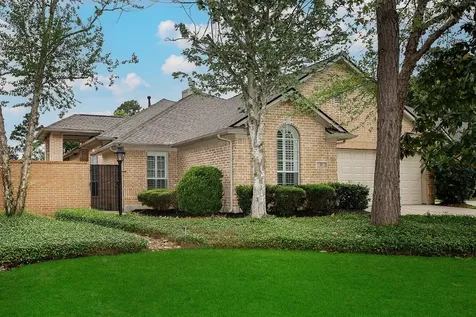 15 Rockledge The Woodlands TX 77382