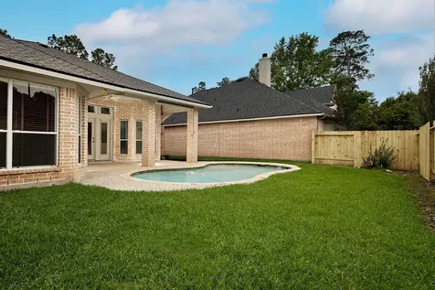 15 Rockledge The Woodlands TX 77382