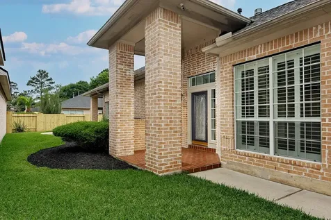15 Rockledge The Woodlands TX 77382