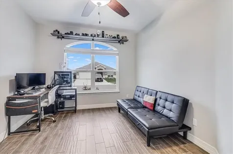 3833 Pennine Way Corpus Christi TX 78414