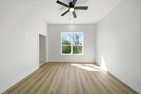208 A 31st Street Houston TX 77018