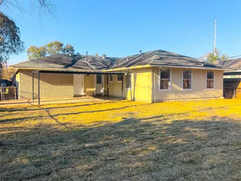 5005 De Milo Drive Houston TX 77092