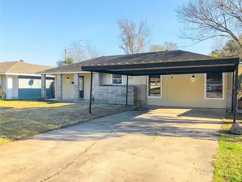 5005 De Milo Drive Houston TX 77092