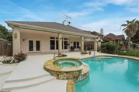 12516 Lake Vista Drive Willis TX 77318