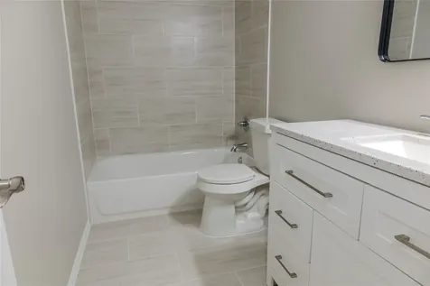 729 N Planters Street Emory TX 75440