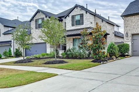 5006 Albany Shores Lane Fulshear TX 77441