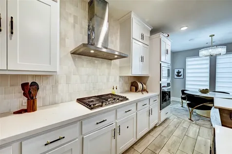 5006 Albany Shores Lane Fulshear TX 77441