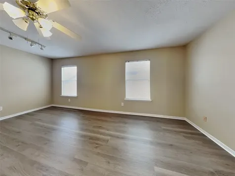 11911 Lakewood Hills Drive Tomball TX 77377