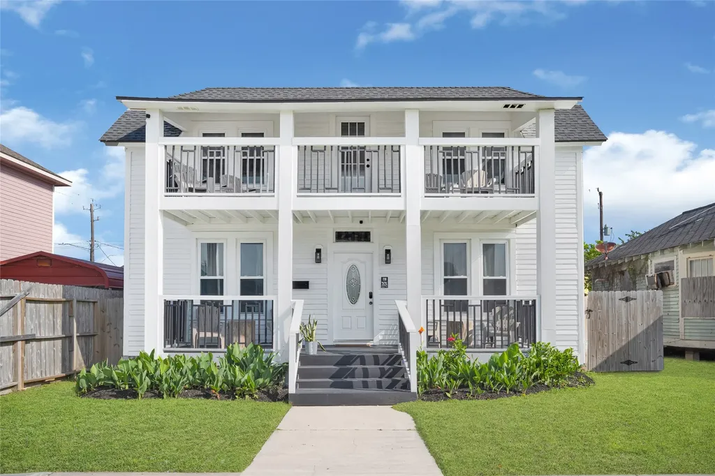 3624 Avenue S 1/2 Galveston TX 77550