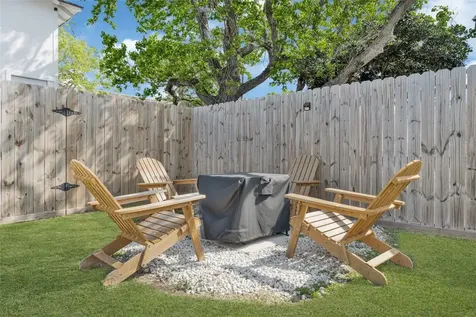 3624 Avenue S 1/2 Galveston TX 77550