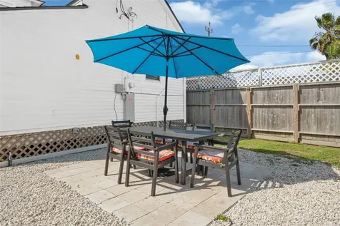 3624 Avenue S 1/2 Galveston TX 77550