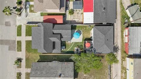 3624 Avenue S 1/2 Galveston TX 77550