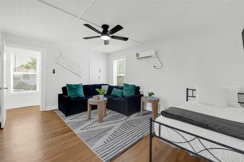 3624 Avenue S 1/2 Galveston TX 77550