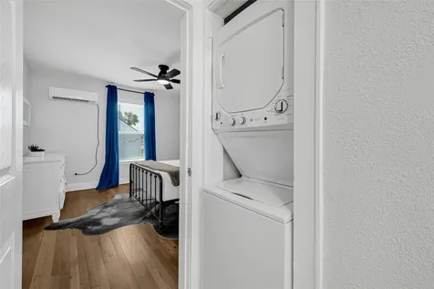 3624 Avenue S 1/2 Galveston TX 77550