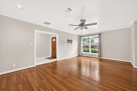 5526 Edith Street Houston TX 77081