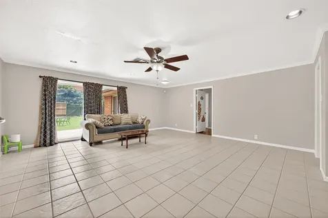 5526 Edith Street Houston TX 77081