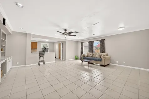 5526 Edith Street Houston TX 77081