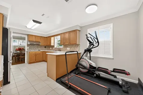 5526 Edith Street Houston TX 77081