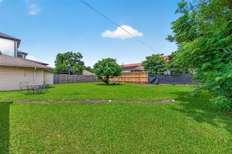 5526 Edith Street Houston TX 77081
