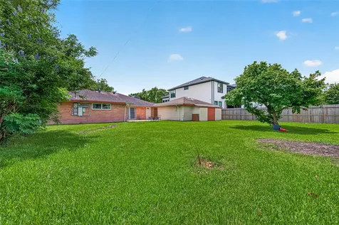 5526 Edith Street Houston TX 77081