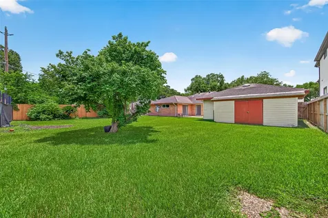 5526 Edith Street Houston TX 77081