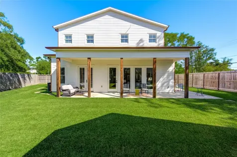 1003 Wakefield Drive Houston TX 77018