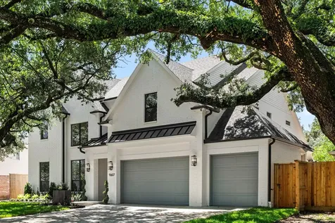 8033 Ridgeview Drive Houston TX 77055