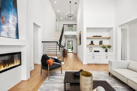8033 Ridgeview Drive Houston TX 77055