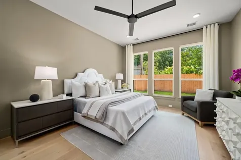 8033 Ridgeview Drive Houston TX 77055